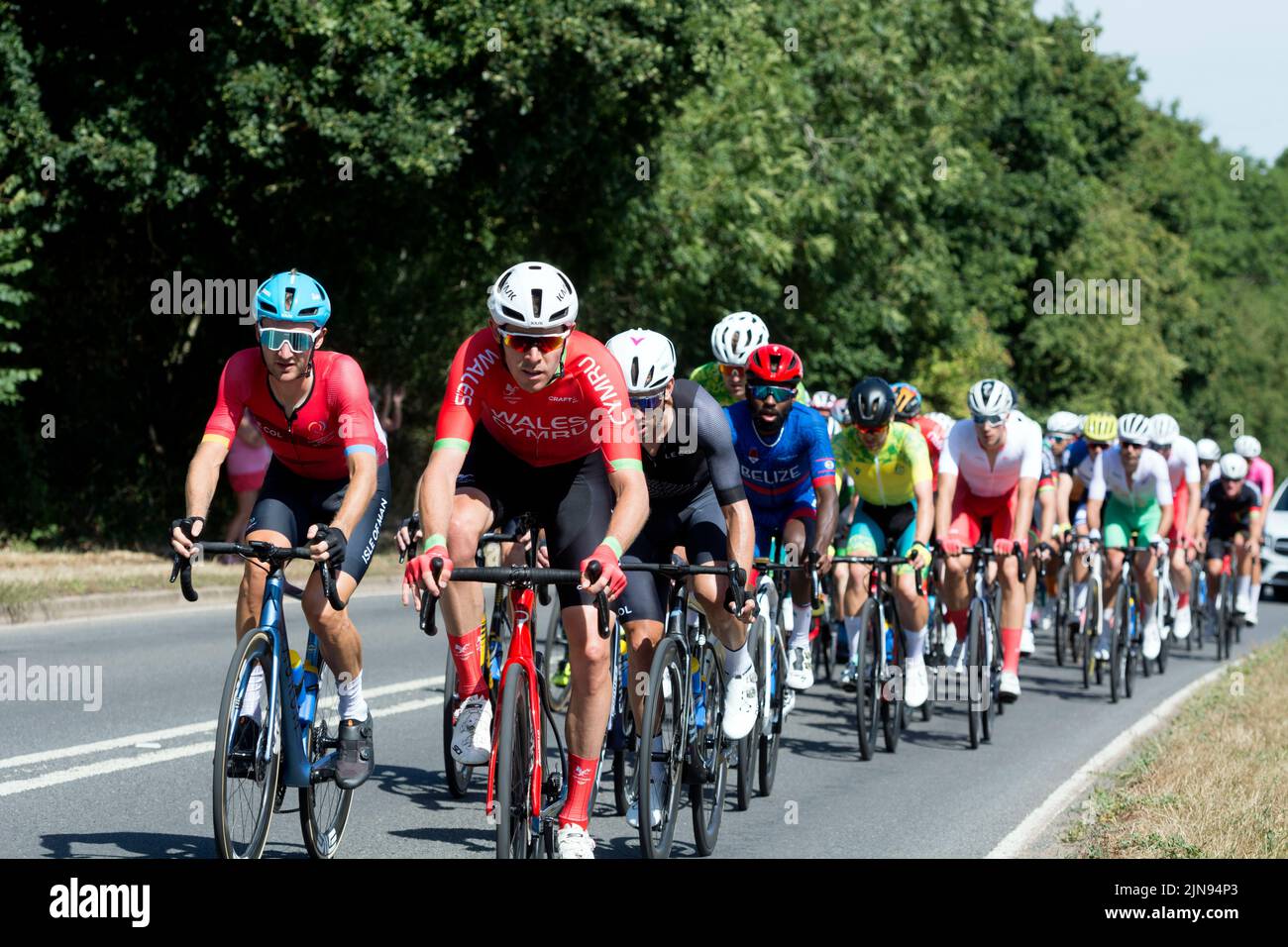 Die Commonwealth Games 2022 für Männer`s Radrennen, Hampton Road, Warwick, Warwickshire, Großbritannien Stockfoto